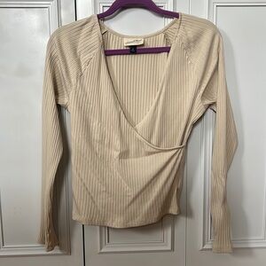 Women’s Universal Threads Medium Ribbed Blouse